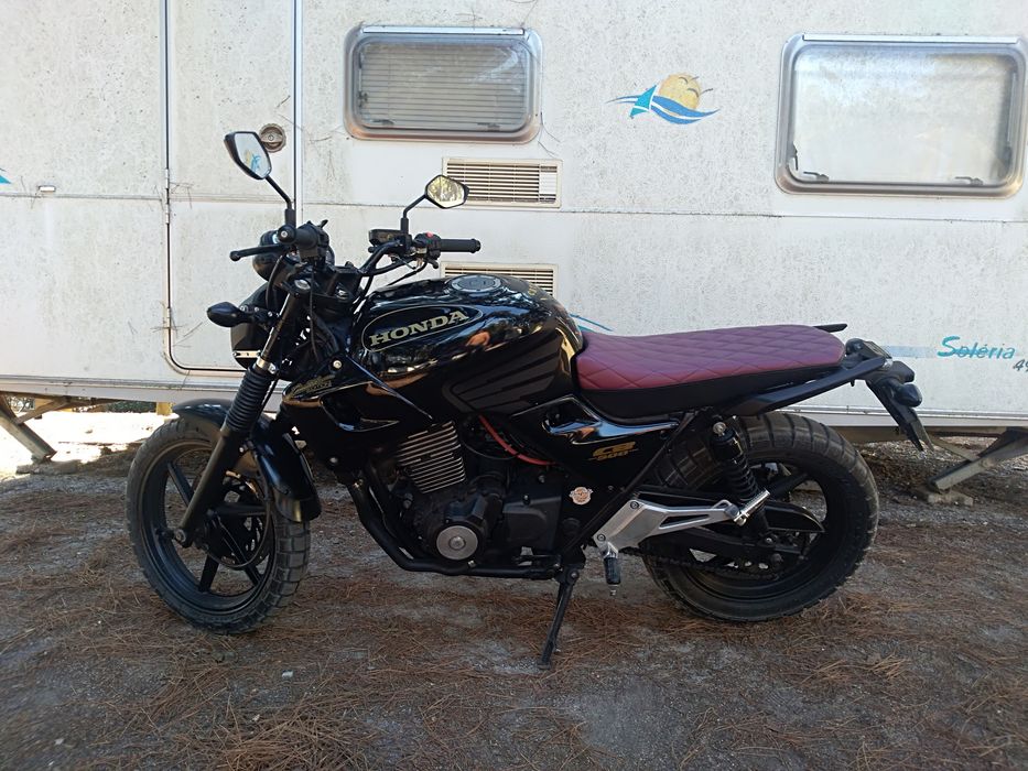 Honda CB500 estilo racer