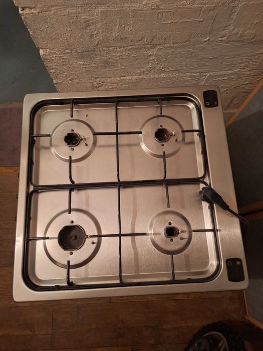 Kuchenka gazowo-elektryczna Amica