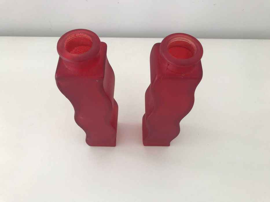 Conjunto Vintage 2 Vasos Vidro Vermelho IKEA Skamt Ondulado