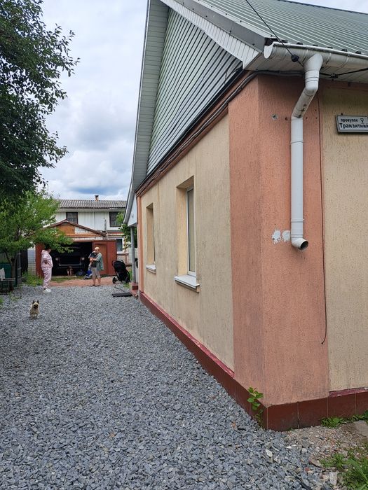 Будинок провулок Транзітний