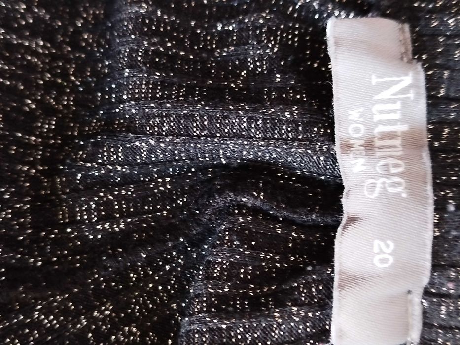 Штанишки нарядные  в рубчик на  осень  Nutmeg  20 р.