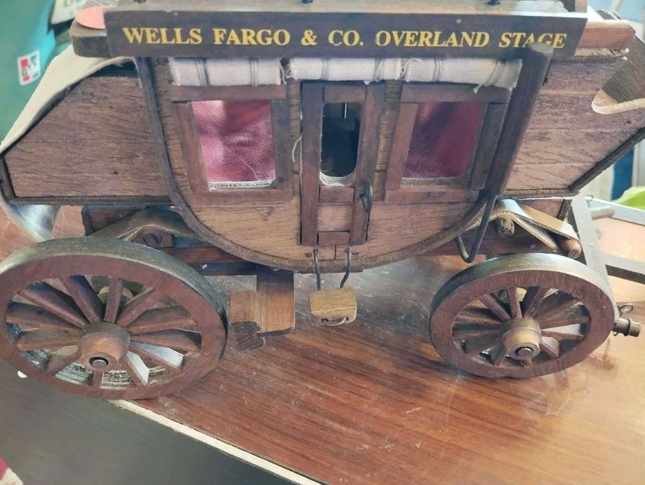 Diligência " Wells Fargo`s & Co Overland Stage "