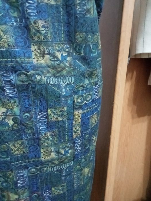 Sukienka prosta z kieszeniami
