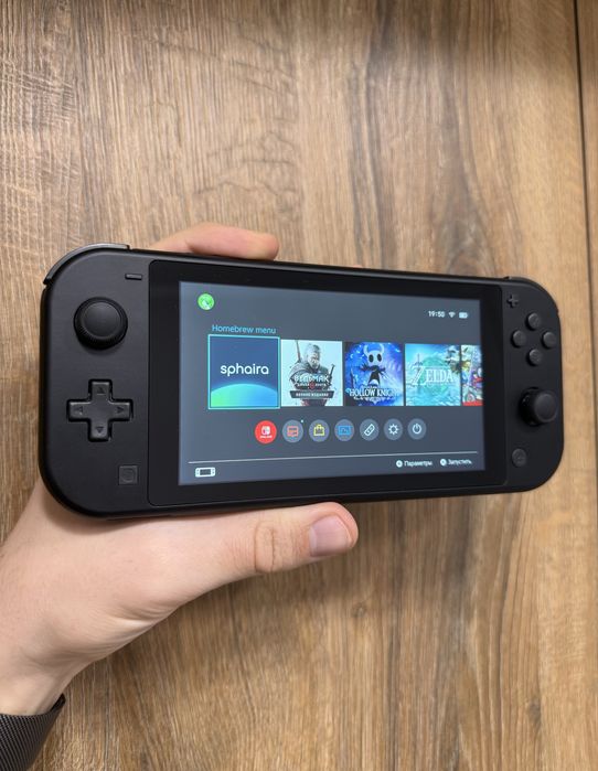 Nintendo Switch Lite + 128 GB MicroSD (Custom Total Black)