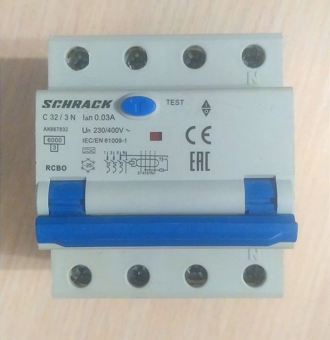 Дифавтомат Scharck C32A 4p тип А 30мА  електромеханічний.