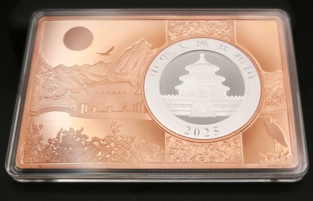 Панда 2025 в мідному злитку 30 грам срібло Ag 999, 3 унції мідь Cu 999