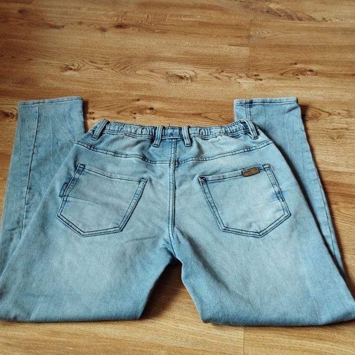 Spodnie jeansowe cropp