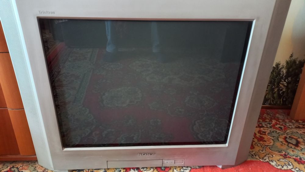 Продам телевизор SONY