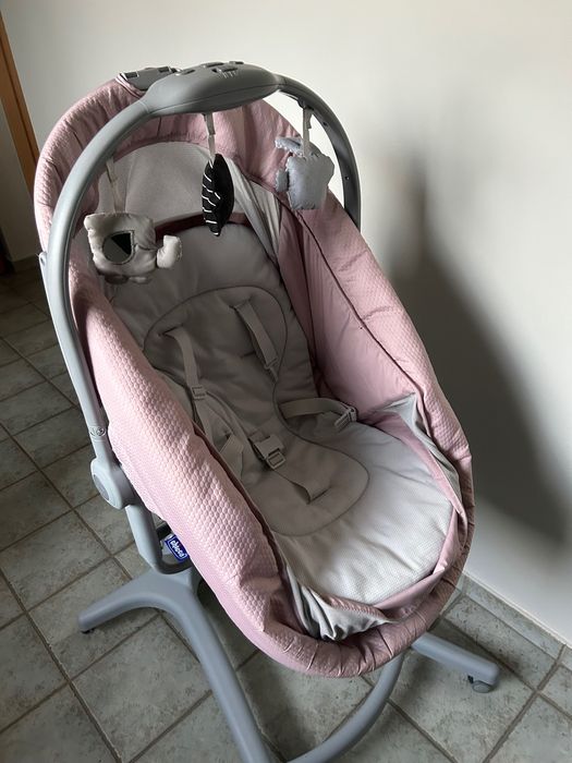 Baby Hug leżaczek łóżeczko krzesełko  4w1 Chicco