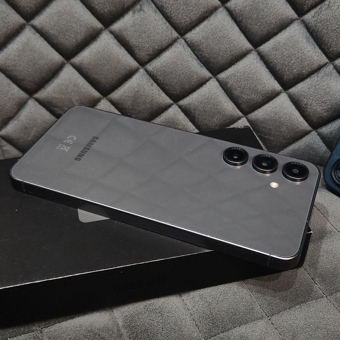 GWARANCJA Samsung Galaxy S24 FE 8/128GB