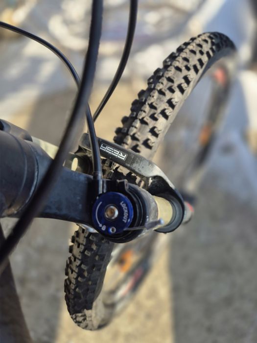 Продам гірський велосипед CUBE