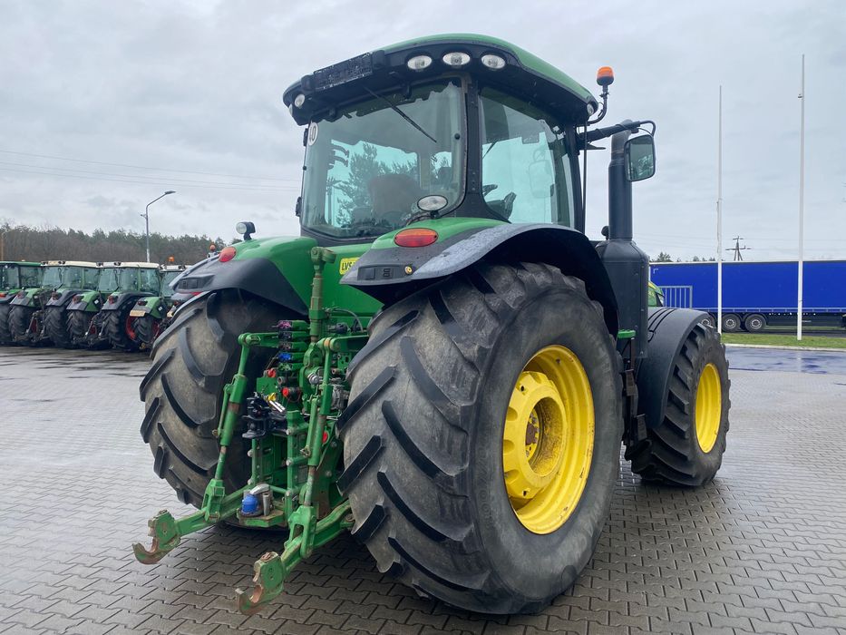 John Deere 8335R 370 PS 44km/h AutoPower