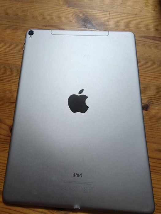 A1709 без зарядного