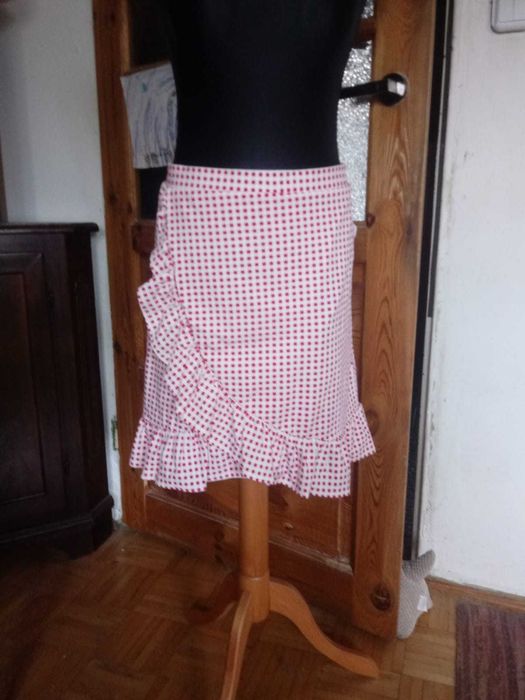 spódnica rozmiar XL firmy Mint & berry nowa