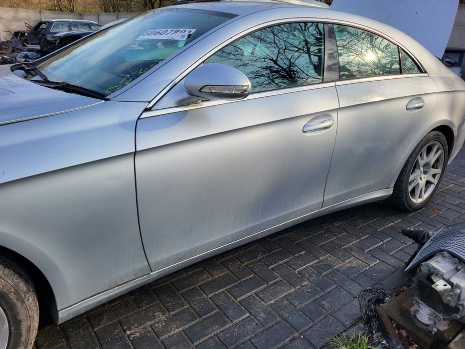 Mercedes CLS 775 197 Drzwi wyprzedaż