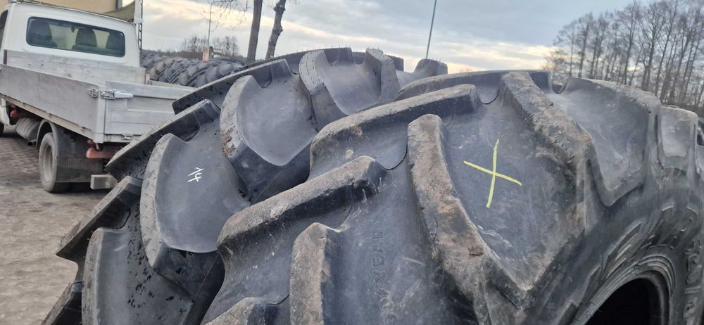 520/85r38 20.8r38 20.8-38 Continental Goodyear 99% bieżnik