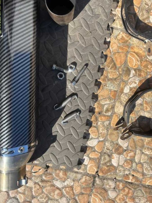 Wydech motocyklowy akarpovic z db kilerem LONG