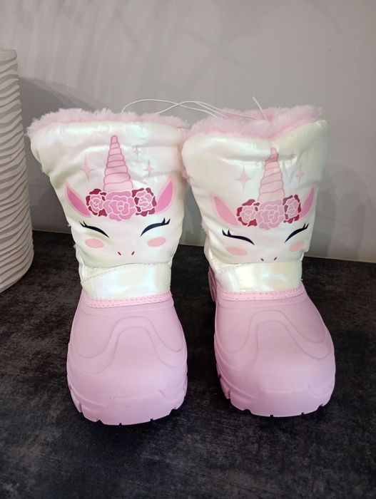 Продам ботіночки для дівчинки. Розмір 28