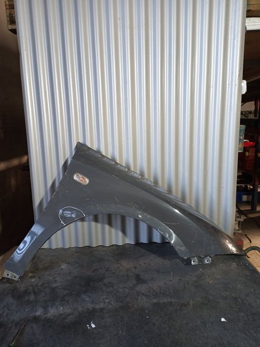 Guarda Lamas Seat Leon II 1P DIREITO  Cinzento