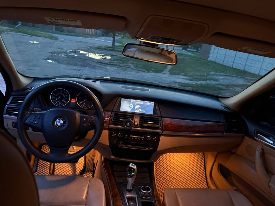Продам Bmw e70 2010