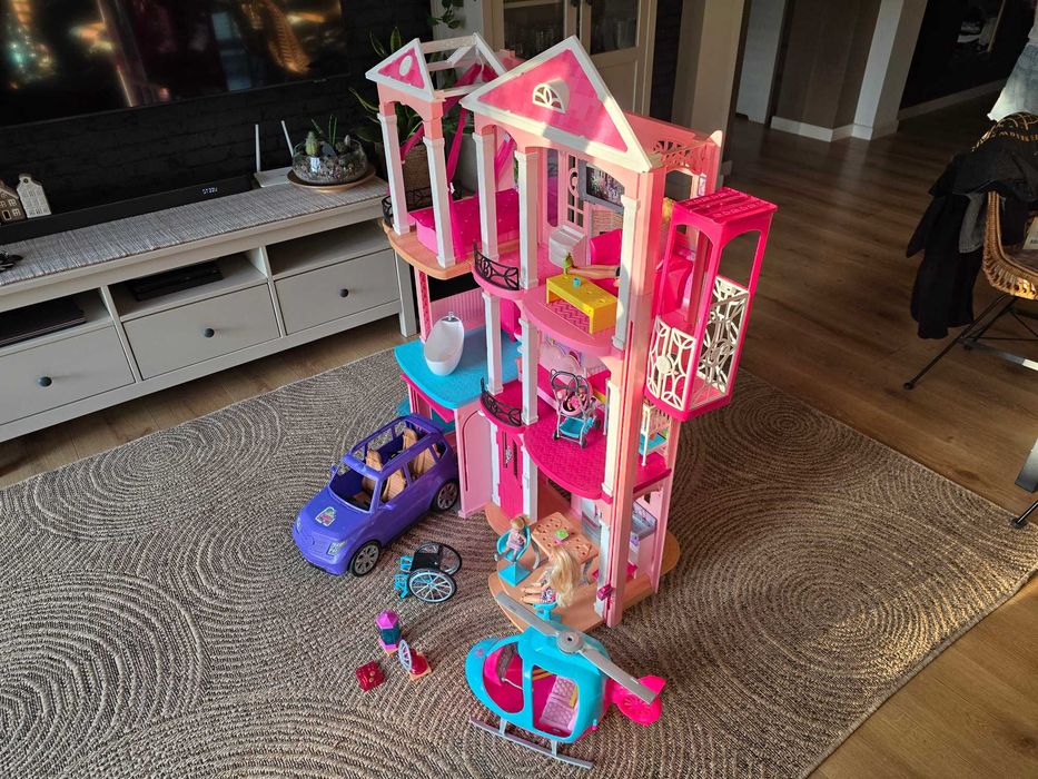 Domek dla Barbie duży + dodatki