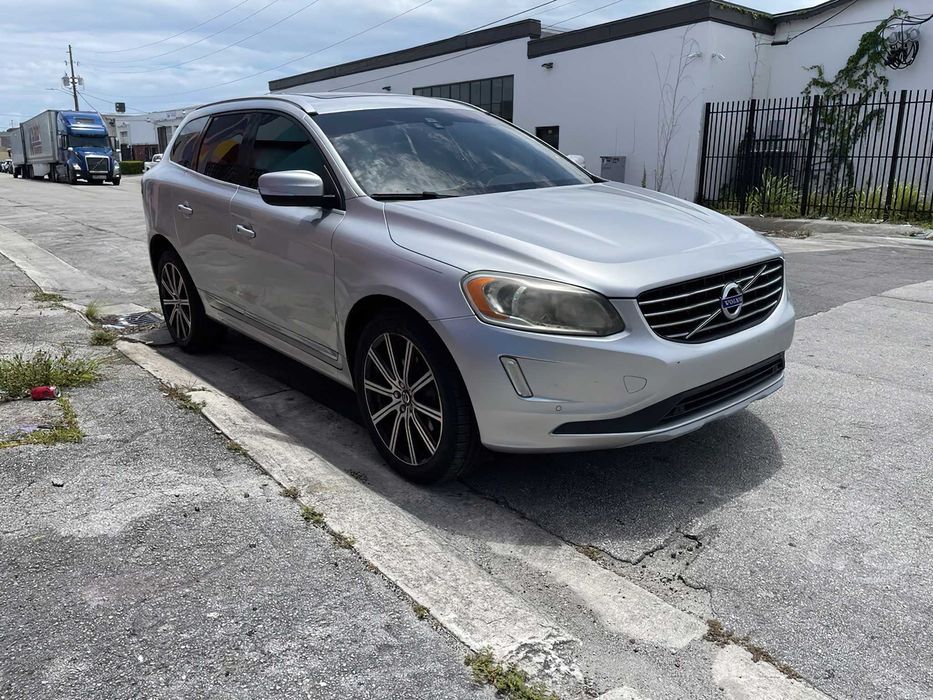 Volvo XC60 T5 Drive-E Premier      2016