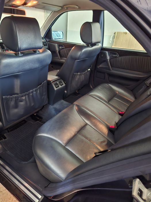 Carros mercedes 300 d