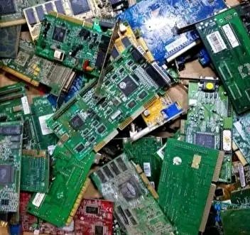 Купуємо ПЛАТИ, радіо деталі!