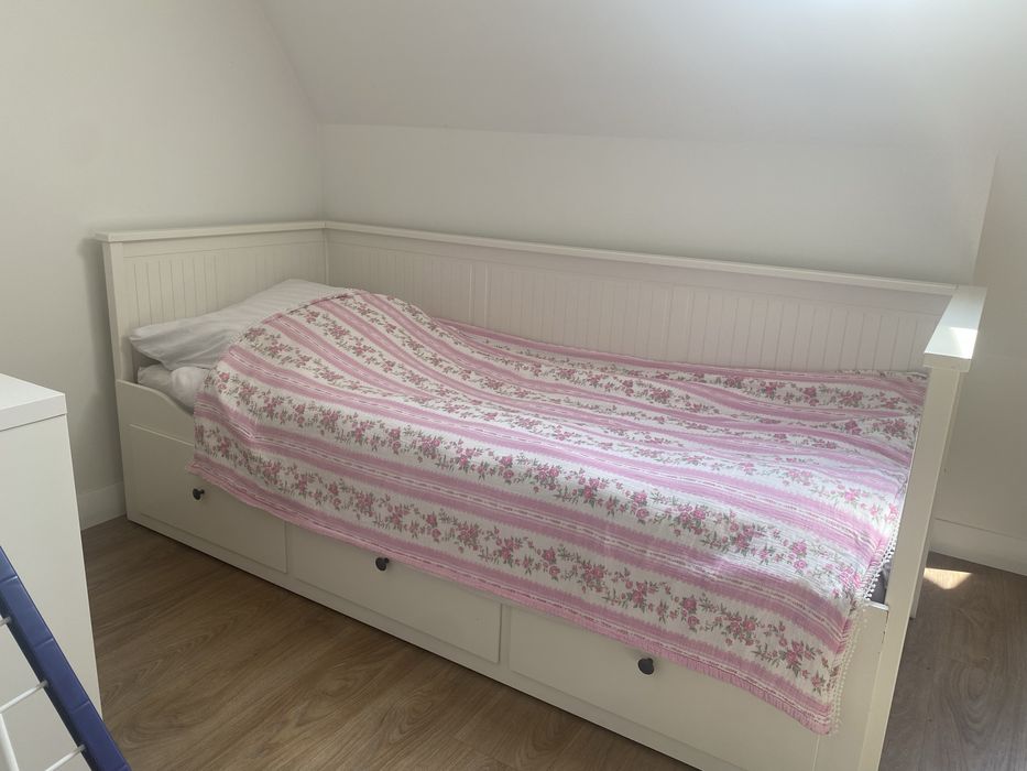 Lóżko ikea hemnes