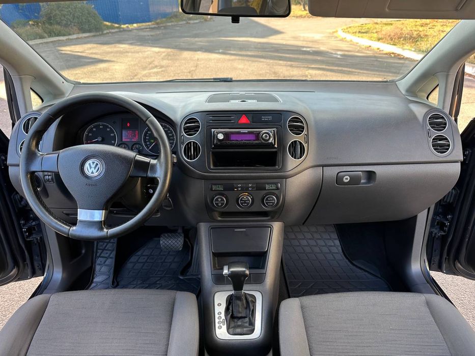 Volksvagen Golf Plus 2007 автомат
