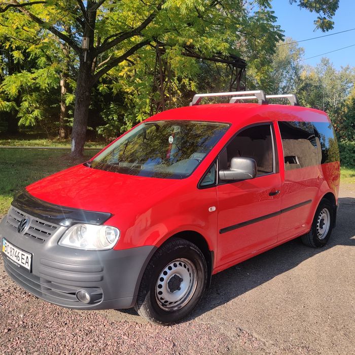 Продам Volkswagen Caddy 2007 року випуску з надійним та економним дизельним двигуном 1.9 TDI.