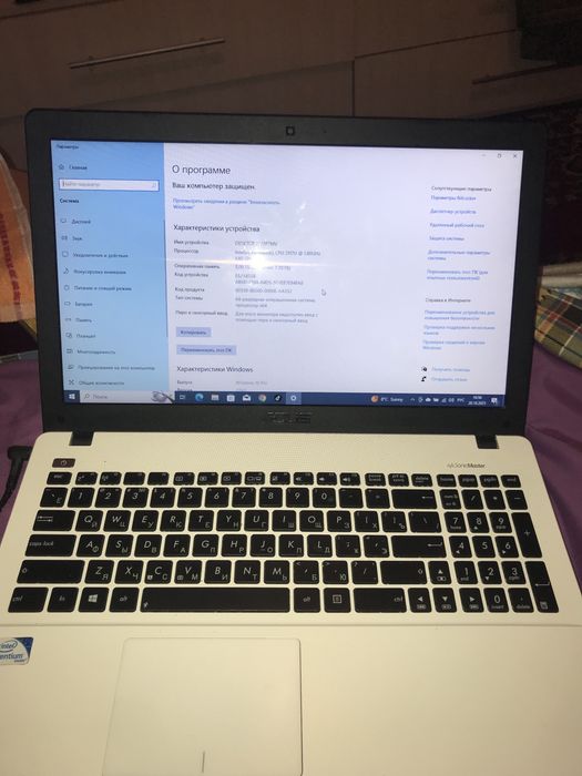 Ноутбук ASUS в гарному стані