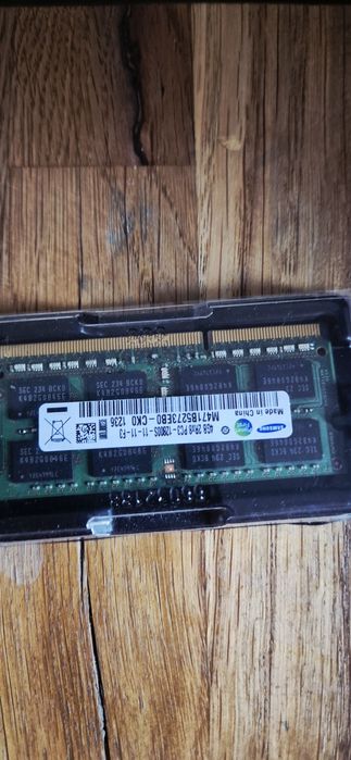 . Pamięć RAM 4 GB DDR3 Samsung  x 2