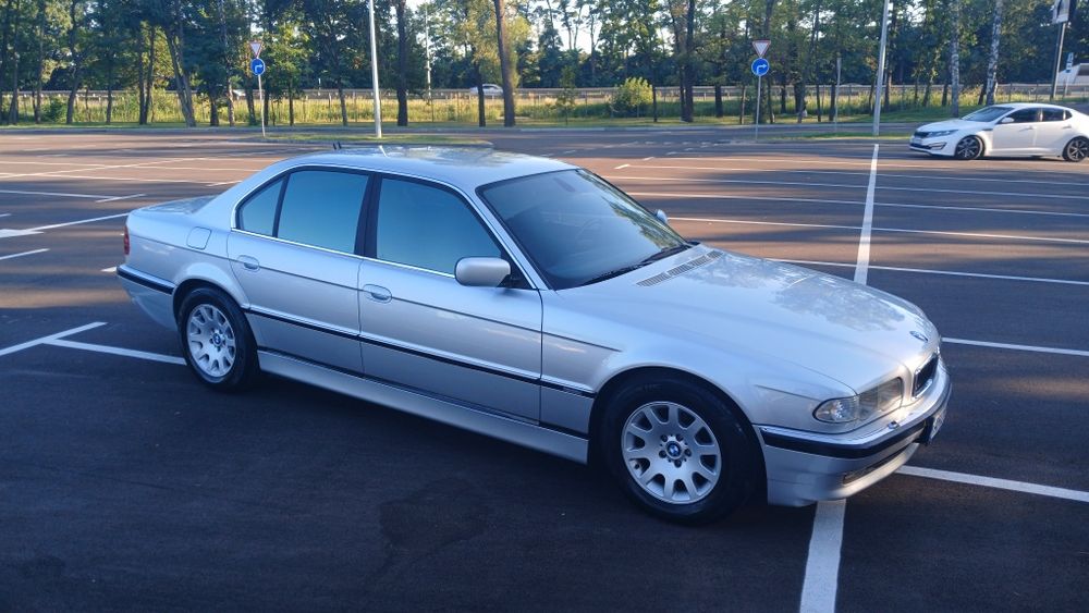 Продам BMW E38 730 M57
