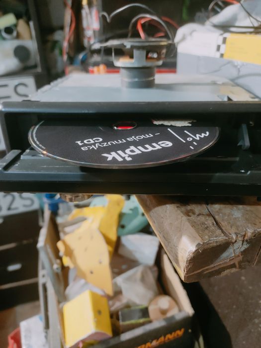 Radio samochodowe JVC