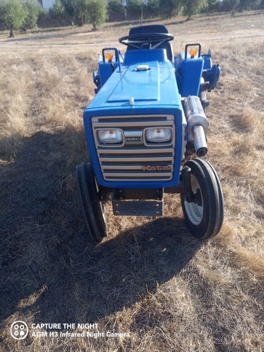 Tractor iseki 4x2 com fresa