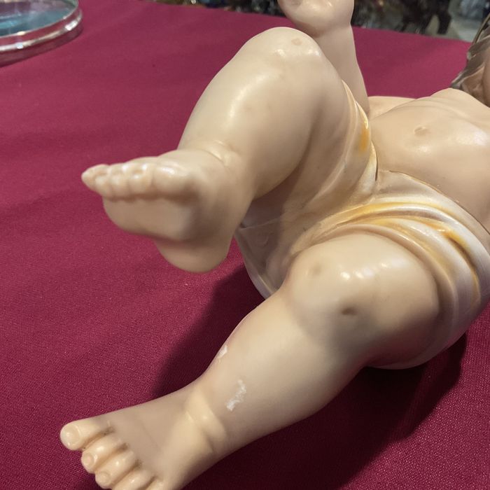 Menino Deitado  peça religiosa 26 cm