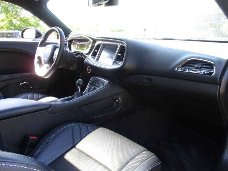 2016 Dodge Challenger SRT Hellcat