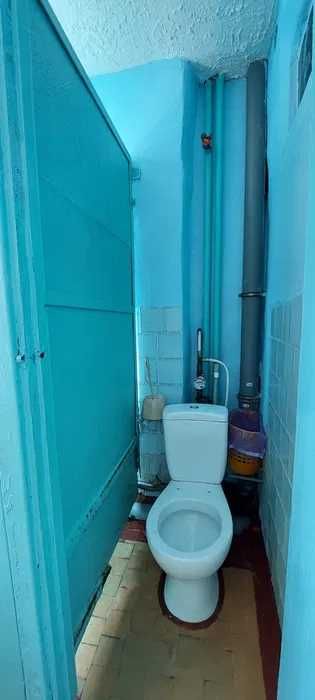 4комнаты  в коммуне Давида Ойстраха