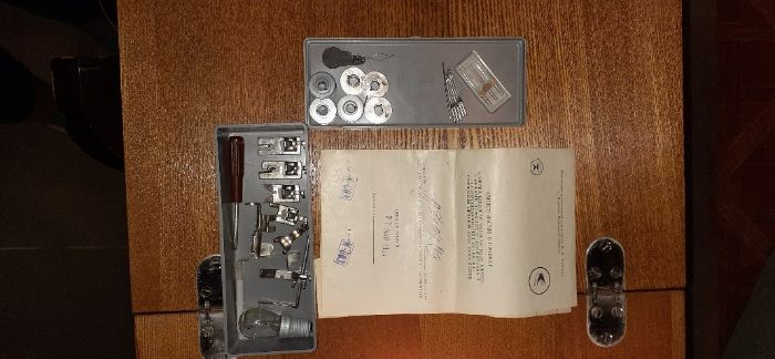 Швейная машинка Подольск 142. Ножной привод. Отличное состояние.