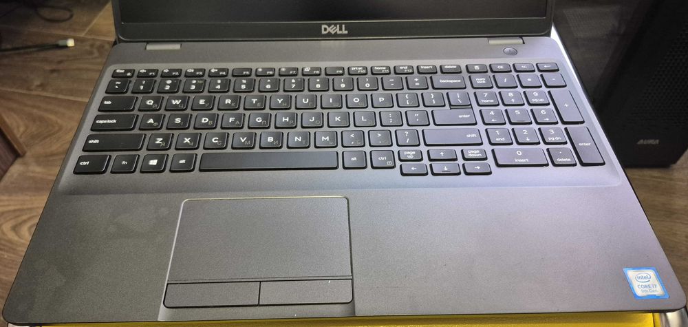 Ноутбук DELL Precision 3541
