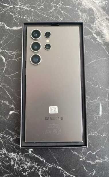 Samsung Galaxy S24 Ultra (Preto) + Galaxy Buds3 Pro – Como Novos / Quase Sem Uso