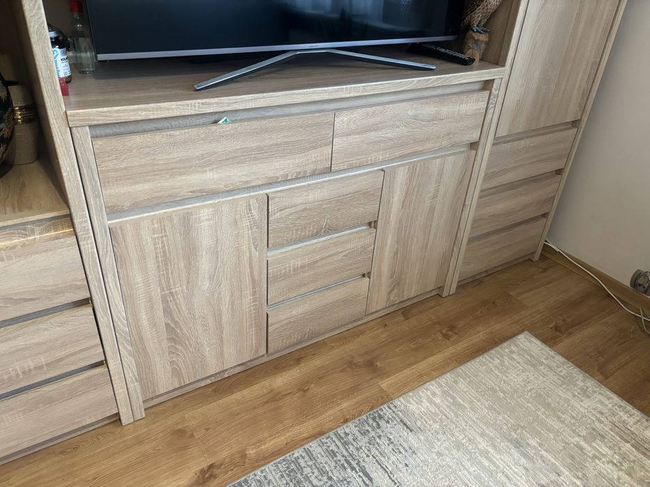 Meble do pokoju wraz z wersalką