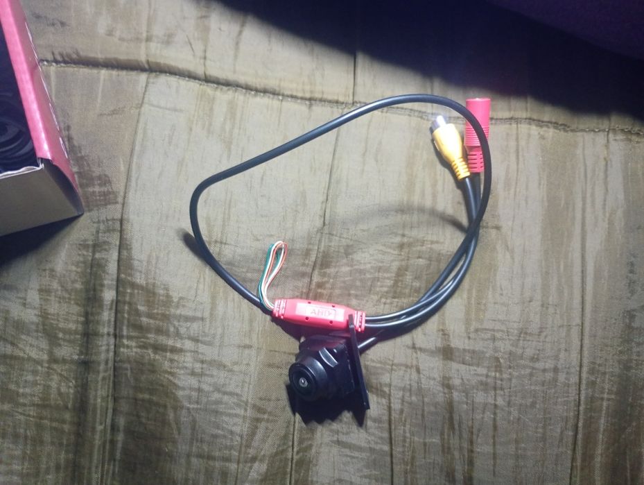 Продам камеру заднього огляду