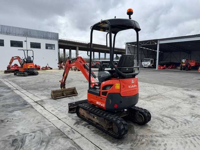 Giratória Kubota U17 Nº32200