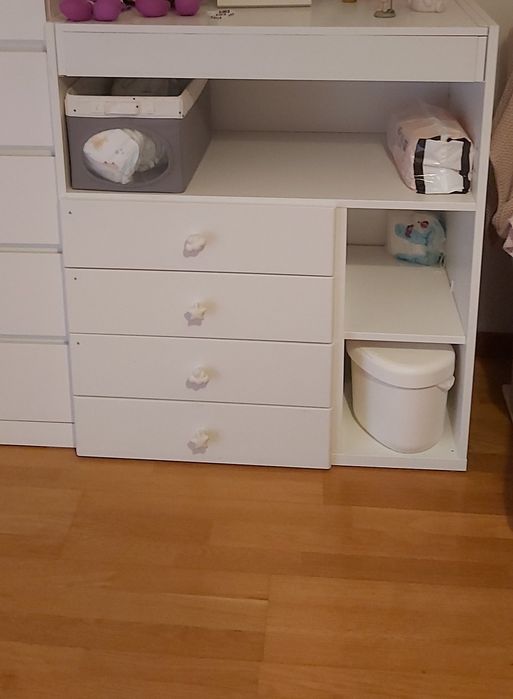 Trocador/Secretária Ikea