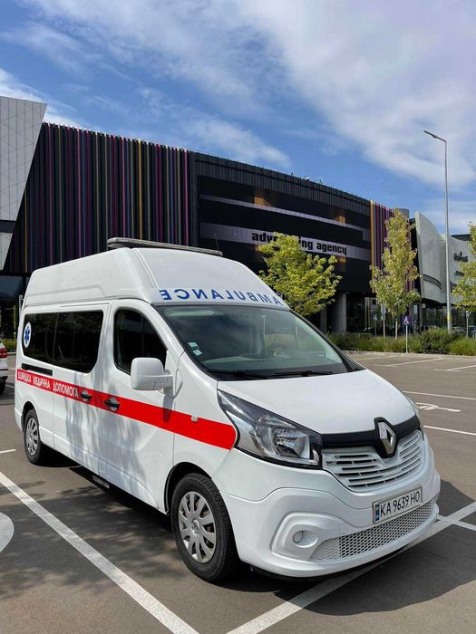 Транспортировка, перевозка лежачих больных, инвалидов, пожилых людей.