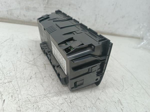 Consola da sofagem - AUDI A4 Avant (8ED, B7) | 04 - 08
