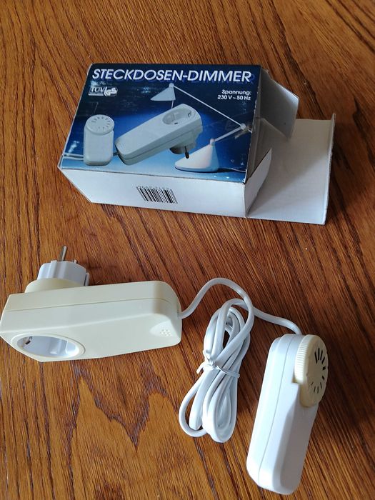 ściemniacz  gniazdowy , adapter