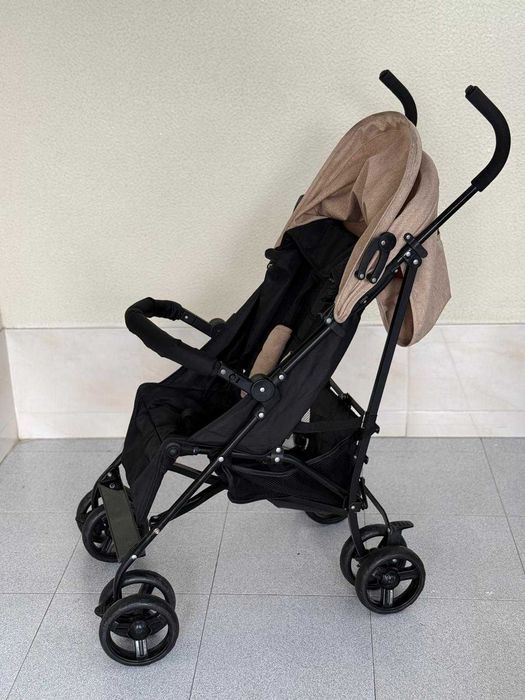 Carrinho de rua ZY Safe, modelo Road Plus.

Estado: excelente